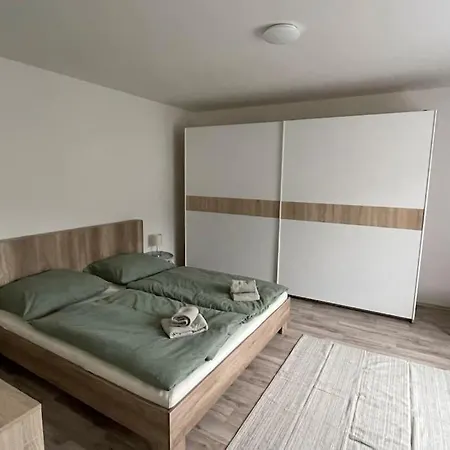 Dum Nad Jezerem Villa
