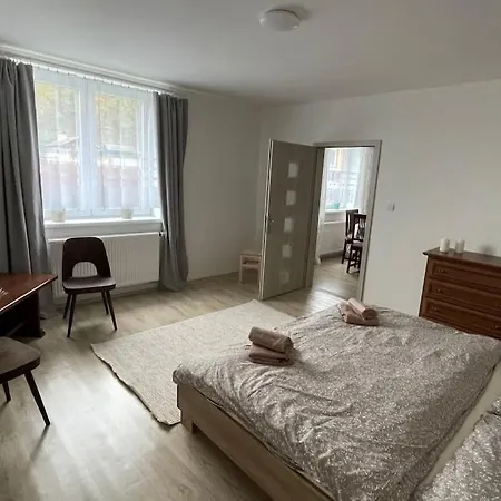 Villa Dum Nad Jezerem *